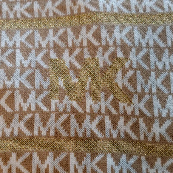 Michael Kors Signature Women's Knit Scarf in Tan & Cream Metallic Accents NWT - Picture 11 of 13